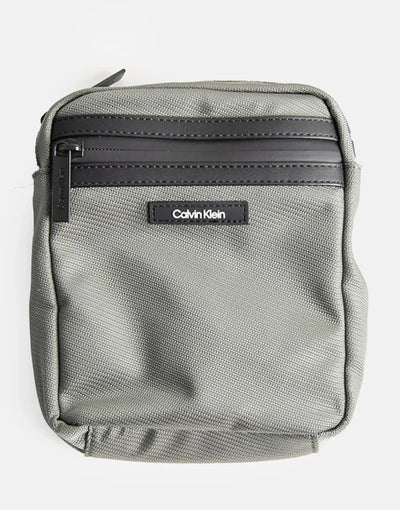 Calvin Klein Essential Reporter XS Bag