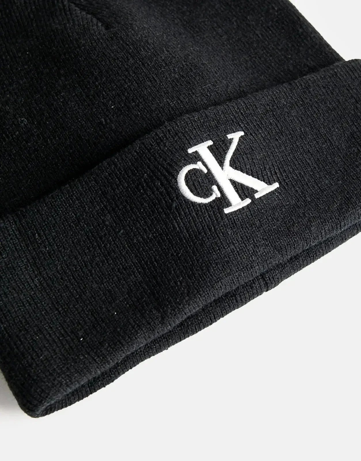 Calvin Klein Monogram Emb Beanie