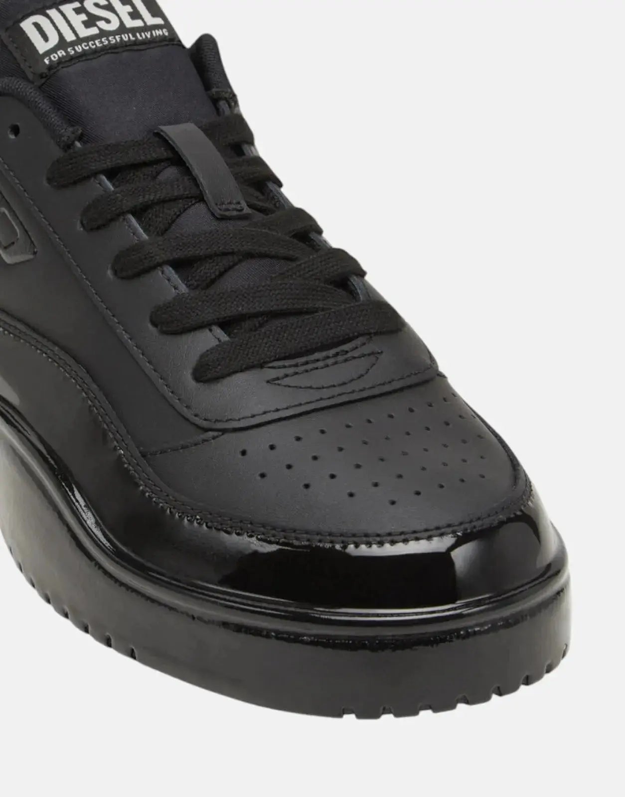 Diesel S-Tracker-D Low Black Sneakers