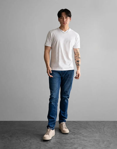 Fade Essential V-Neck White T-Shirt