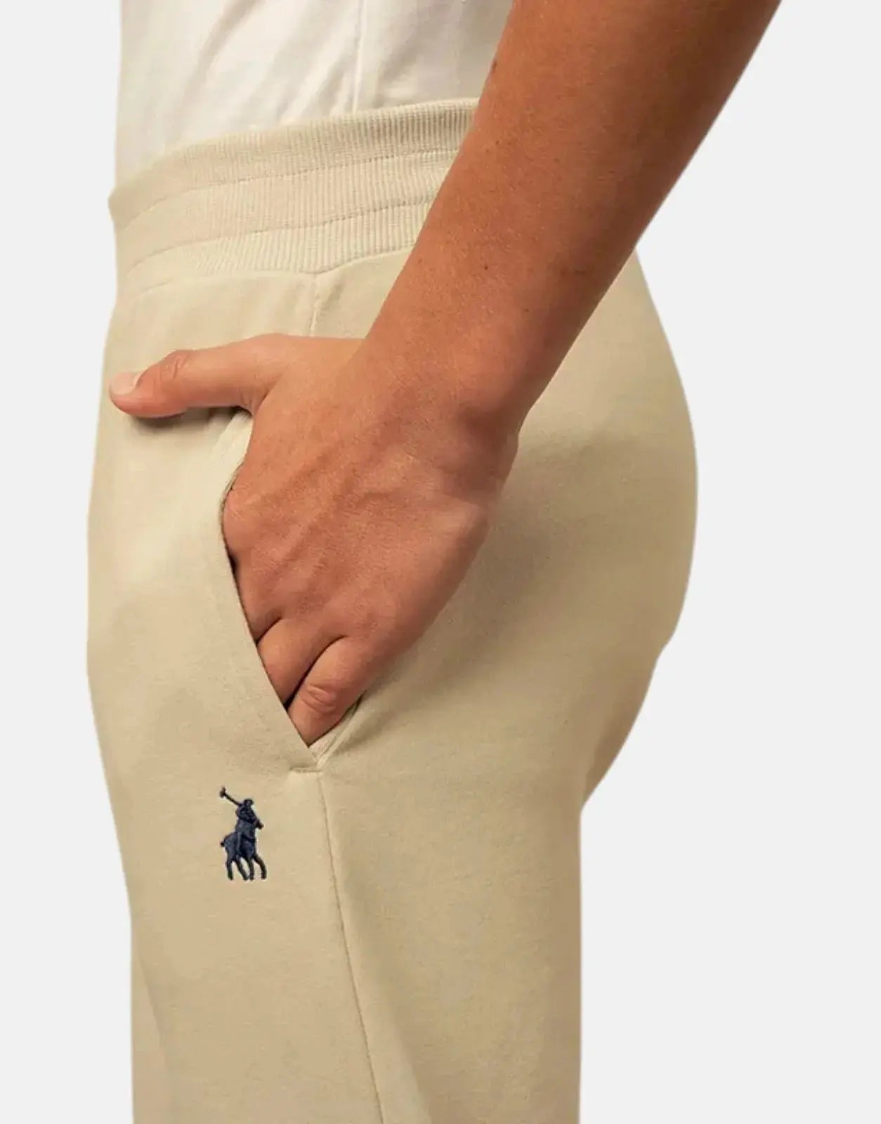 Polo Adrian Putty Jogger